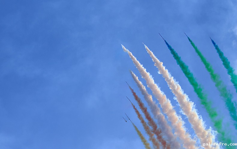 Equipped with Colored Smoke